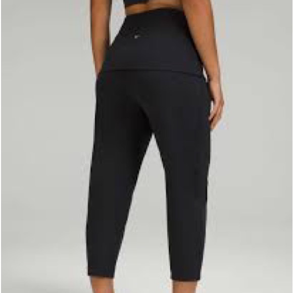 Lululemon Super High-Rise Ribbed Waist Align Crop - Picture 1 of 5